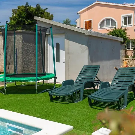 Giorgina Banjole
